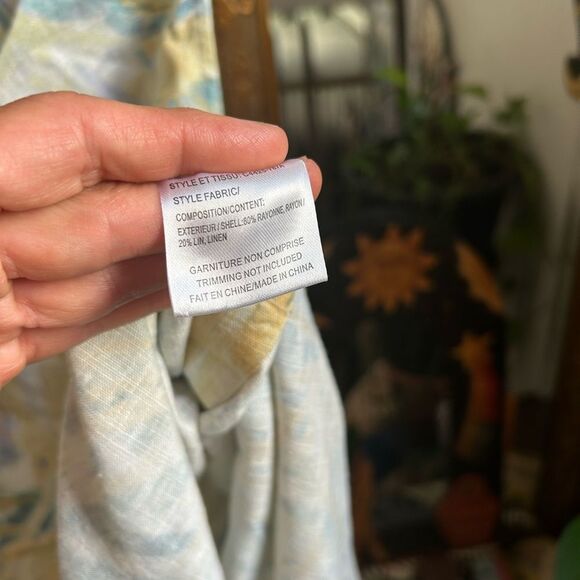 CHARLIE B Blue and Yellow Tropical Tank Top XL - Picture 10 of 16